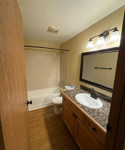 3210 Morrison Rd W #B — Photo 10