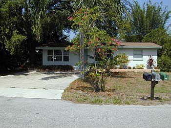 1st image of 66 Warren Ave