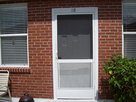 2nd image of 908 Villas Drive #18