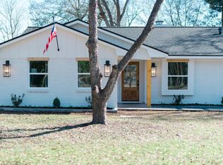 20 Panorama Dr, Conroe, TX 77304
