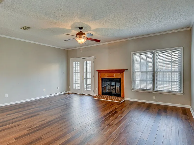 4206 Minnard Ct — Photo 9
