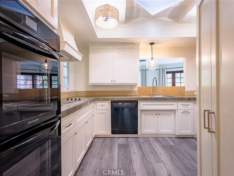 25342 Hugo Rd — Photo 11