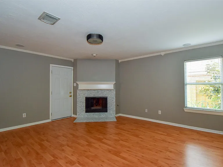 26986 Crown Haven Dr — Photo 3
