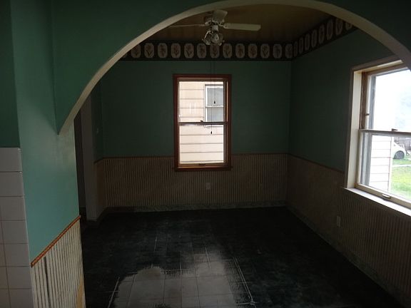 4th image of 2702 S Austin Blvd