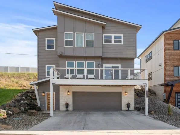 4725 N Woodlawn Ln, Spokane Valley, WA 99216