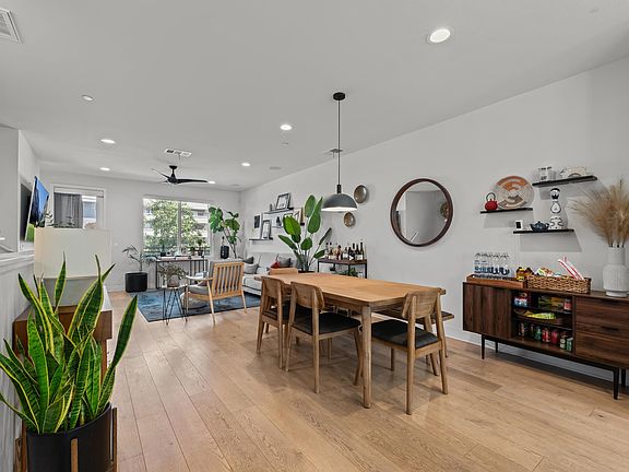 5th image of 4326 N Eagle Rock Blvd