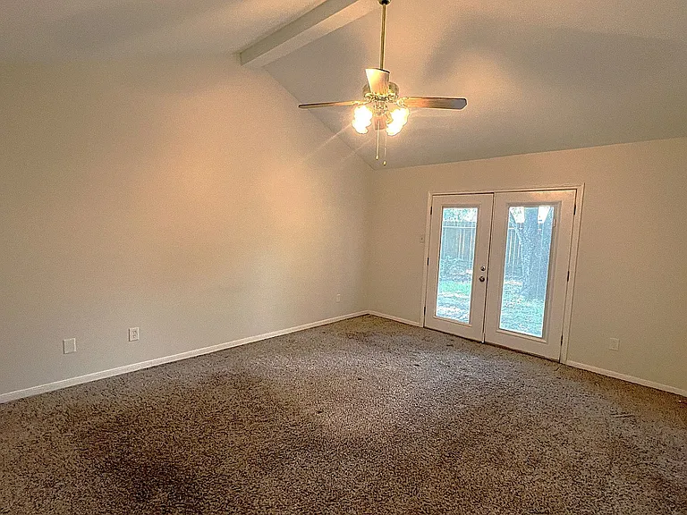 3307 Golden Willow Dr — Photo 20