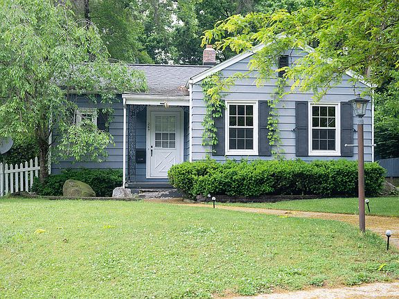 4th image of 269 E Oak Grove Ave