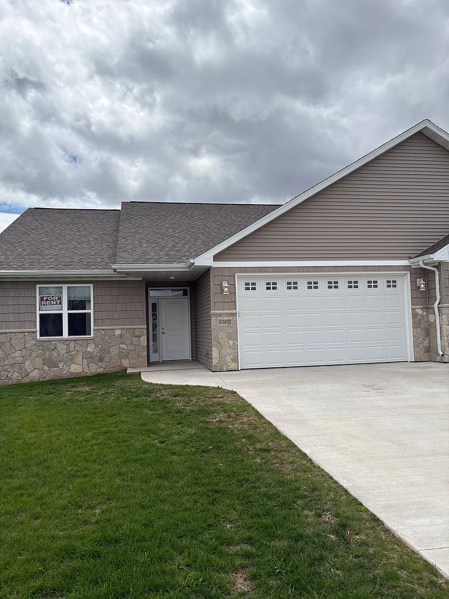 Building Photo - 3302 Ridgecrest Ln