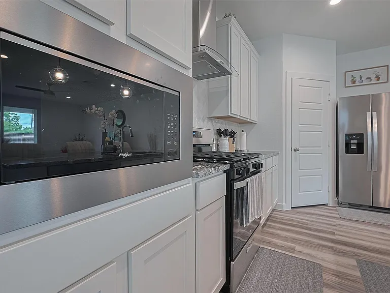 10405 Hadley Park Trl — Photo 8
