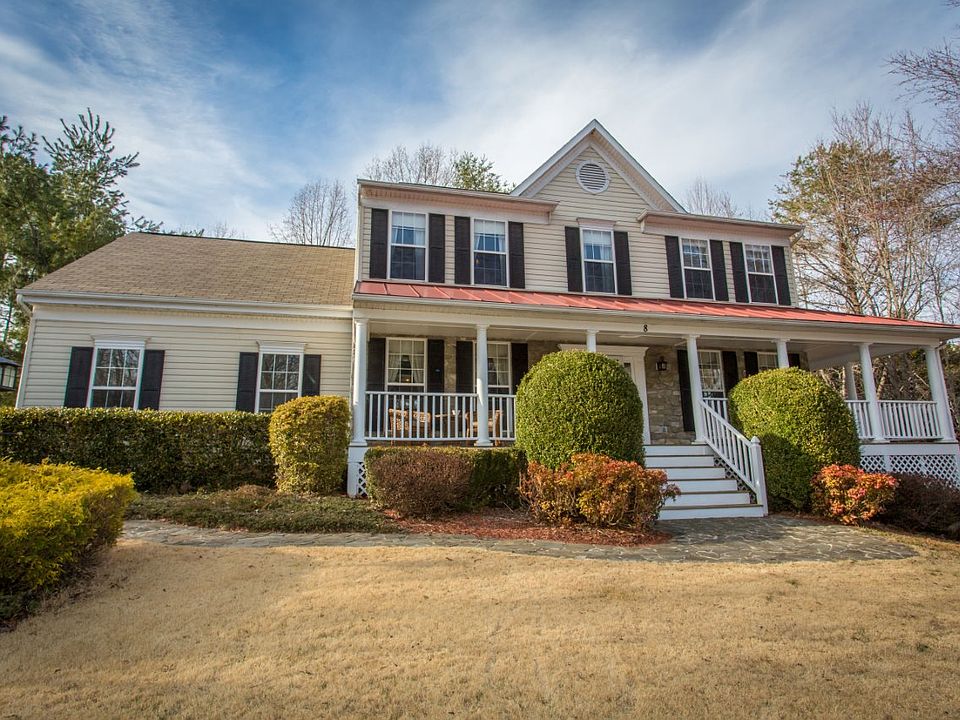 1st image of 8 Longwood Dr