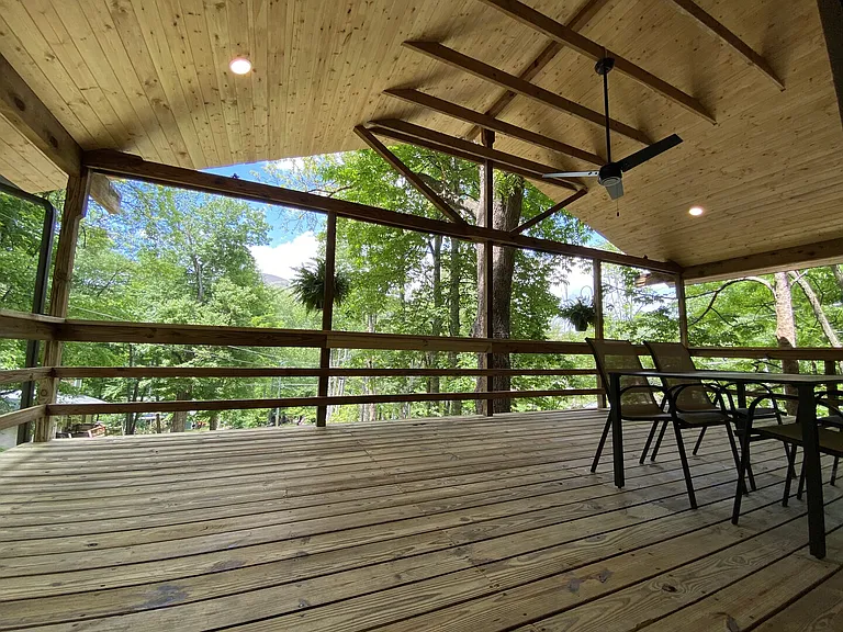 Summit Dr — Photo 10
