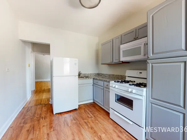 3012 W Warren Blvd APT 1R, Chicago, IL 60612