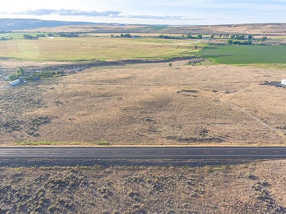 3rd image of 1608 Highway 28 E
