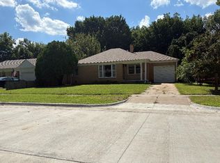 739 S Dellrose Ave, Wichita, KS 67218