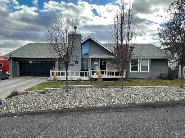 2782 18th St, Clarkston, WA 99403