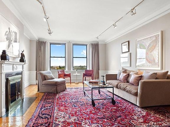 2nd image of 35 Prospect Park W APT 10D