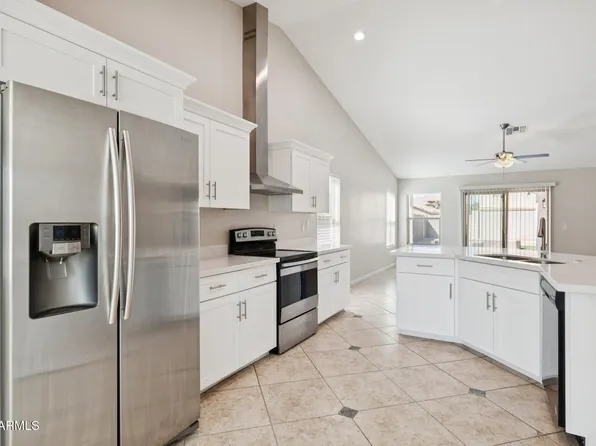 4332 W CARSON Road, Laveen, AZ 85339