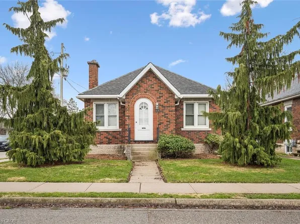 605 Waterloo St S, Cambridge, ON N3H 1P4