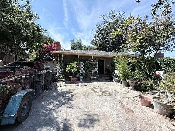 3rd image of 1305 Mayette Ave
