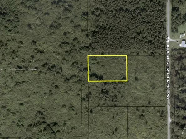 192nd Avenue Southwest St #392, Homestead, FL 33034