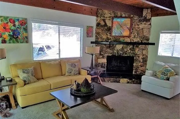 776 Lords Ln — Photo 8
