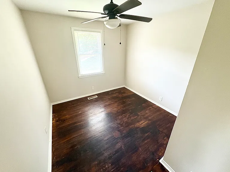 2641 Combs Dr — Photo 13