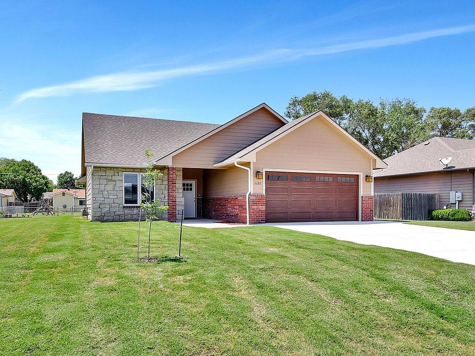 1121 N Washington St, Belle Plaine, KS 67013 Zillow