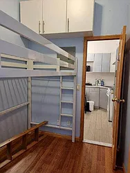 Rented by Reliance Realty of Manhattan Corp