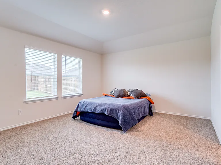 4115 Mountain Dr — Photo 6