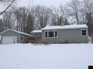 715 S 3rd St, Le Sueur, MN 56058