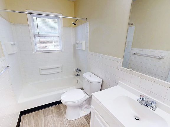 Bright Bathroom with Tub