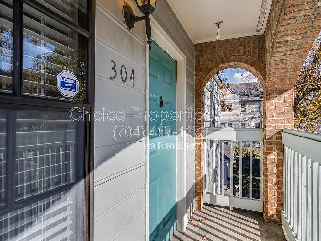 1 bed, 1.0 bath, 501 sqft, $1,849 — Photo 2