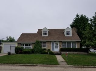 305 W Clinton St, Kankakee, IL 60901