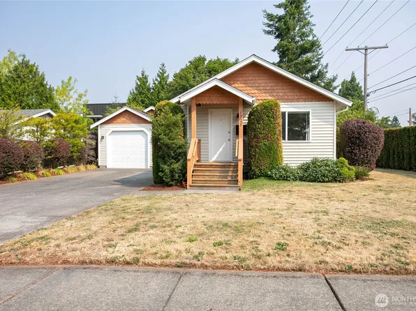 1227 E Indiana Street, Bellingham, WA 98226