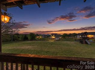 120 Lillie Ln, Marshall, NC 28753