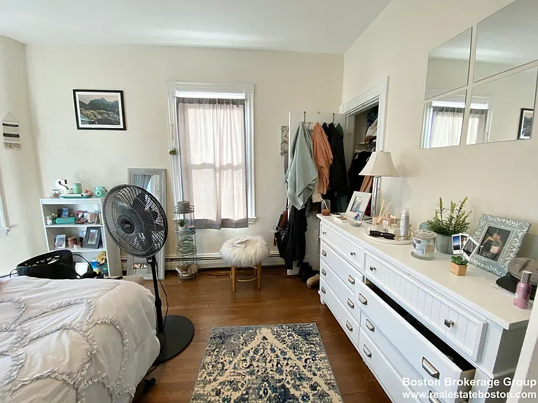 106 Buttonwood St #2 — Photo 11