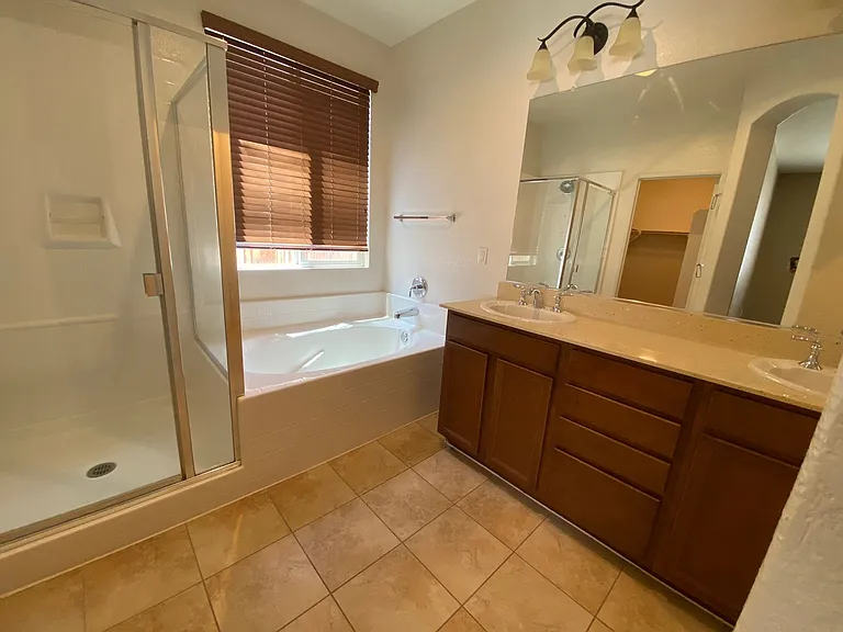 2274 Hay Market St — Photo 11