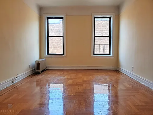 Rented by Hillel Realty Group | media 1