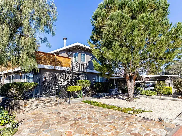 Silverado Gardens — Photo 10