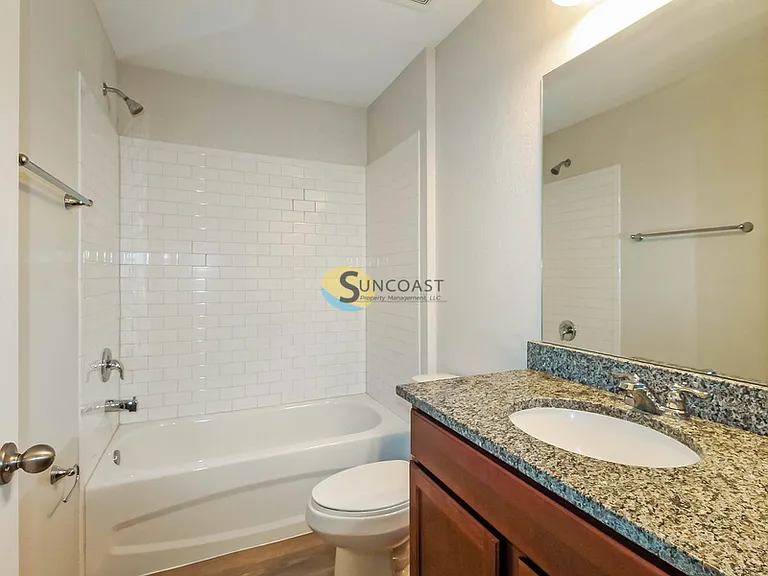 2103 NE 78th Ln — Photo 23