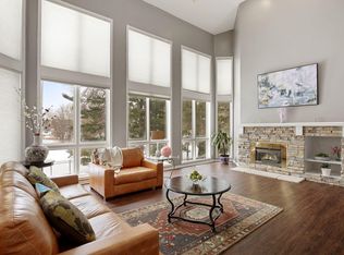 15905 48th Ave N, Plymouth, MN 55446