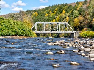 634 Craigie Clair Rd, Roscoe, NY 12776