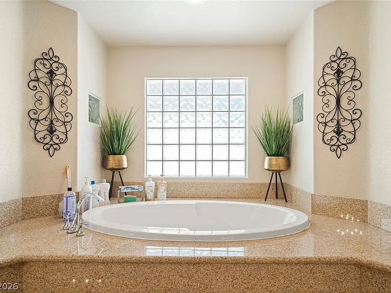 8929 Glenistar Gate Ave — Photo 50