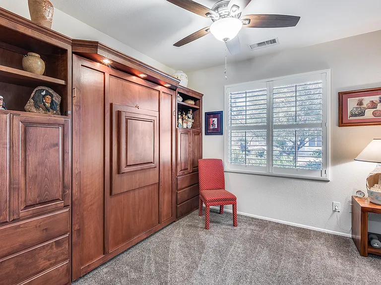 15511 W Coral Pointe Dr — Photo 16