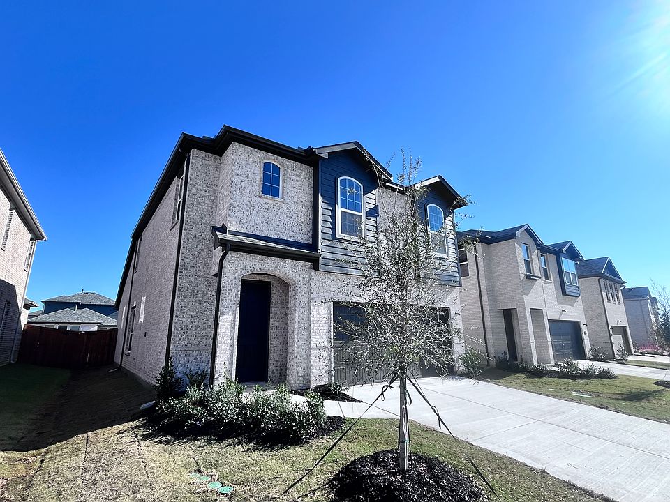 1st image of 808 Portina Dr