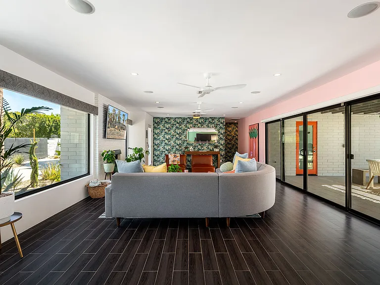 371 S Pablo Dr — Photo 10