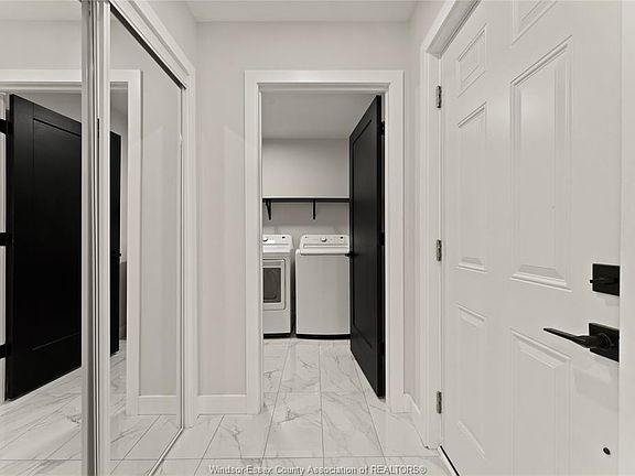 3rd image of 1923 George Ave #3