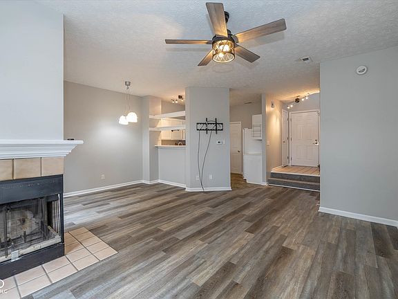 3rd image of 7608 Reflections Dr Unit 6