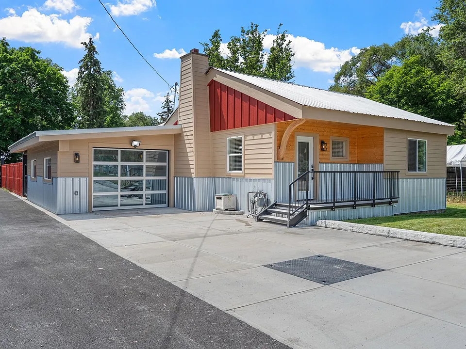 14420 E Wellesley Ave